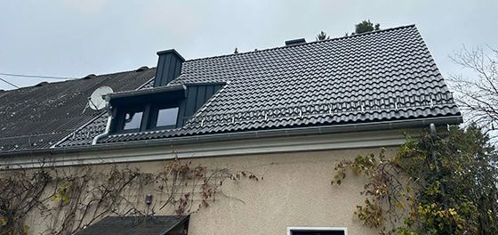 Steildach Mehrfamilienhaus - Dacharbeiten Meurerbedachungen