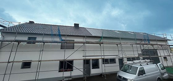 Steildach Mehrfamilienhaus - Dacharbeiten Meurer Bedachungen